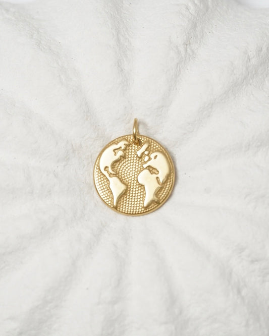 Atlas Pendant