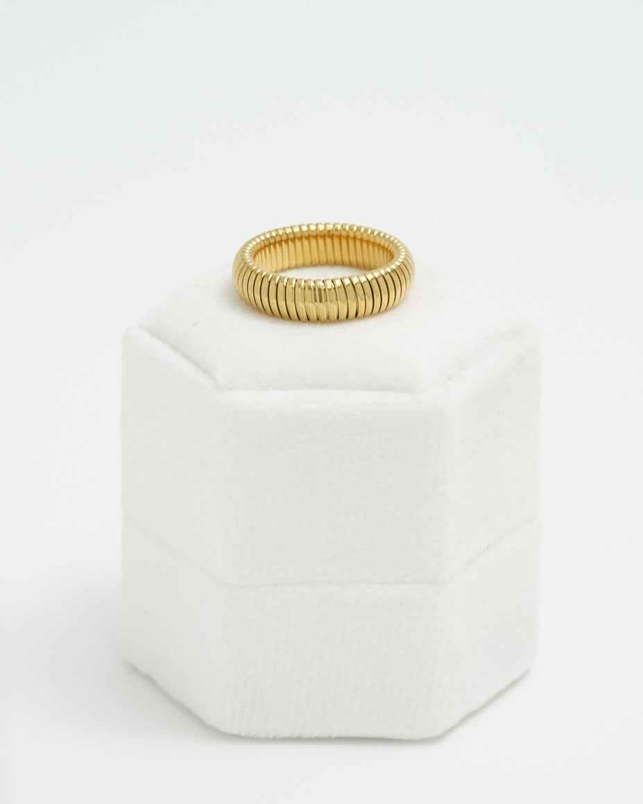 Cleo Ring